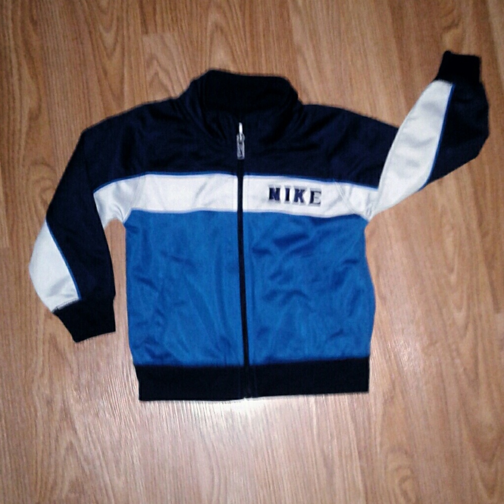 Nike!! Excellent Condition