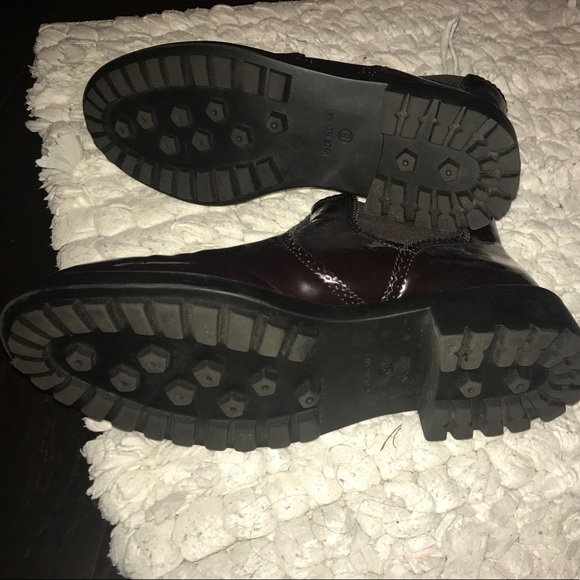 Cathy Jean Burgundy Bootie - Picture 5 of 5