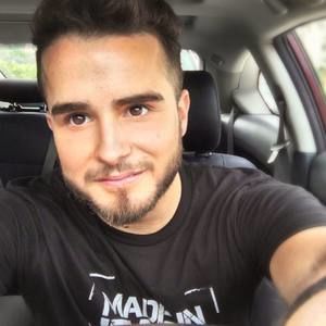 Meet your Posher, Jose