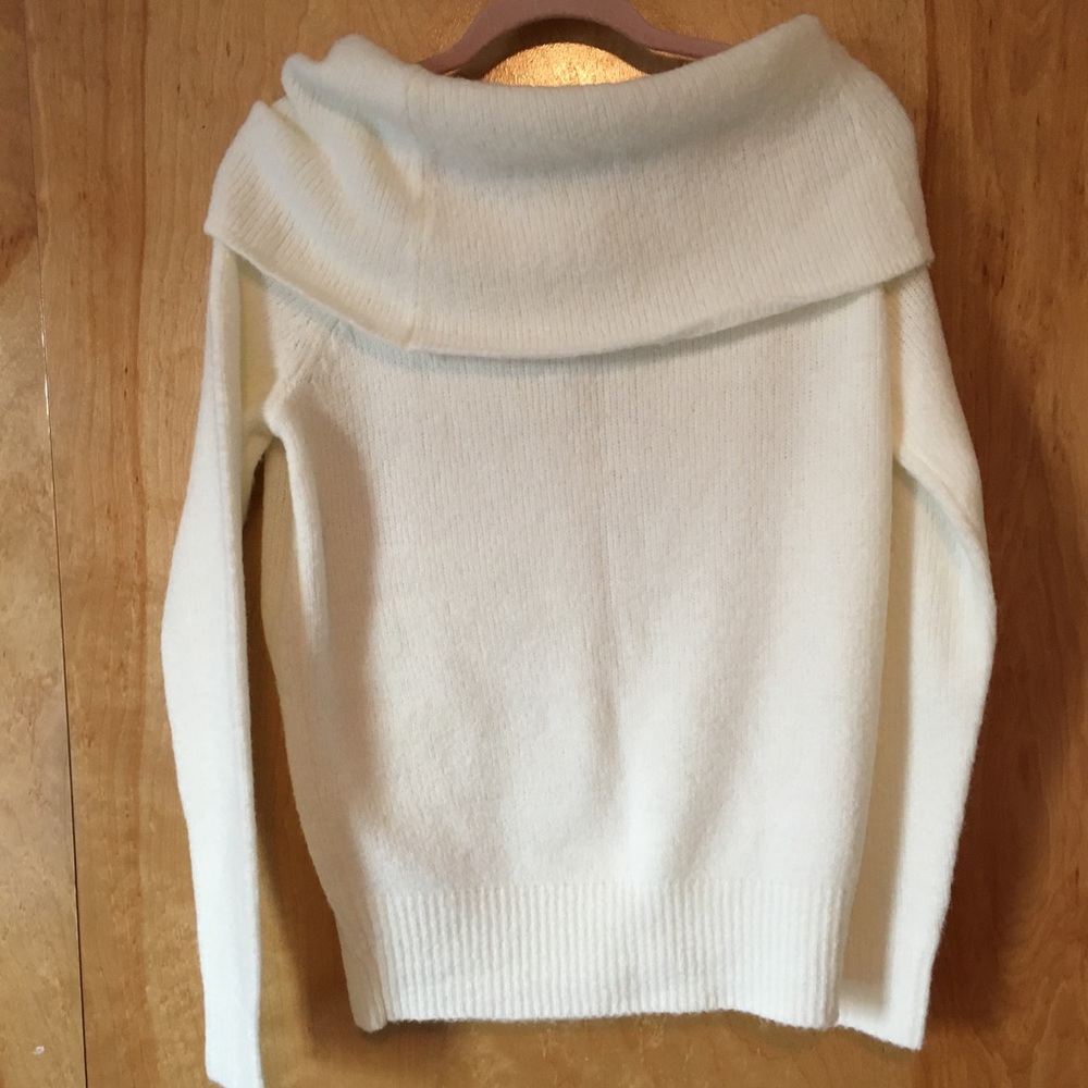 ASOS off shoulder sweater tunic. small women's (6)