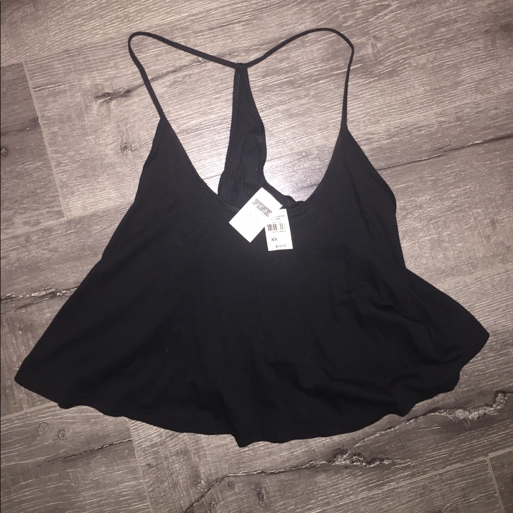 Fun wide crop tank!