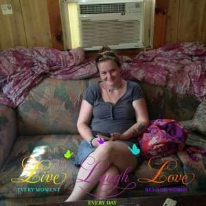 Meet your Posher, Amanda