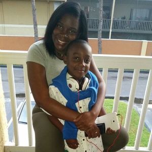 Meet your Posher, Keba d-diva