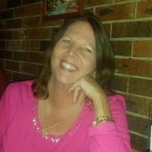 Meet your Posher, Leslie