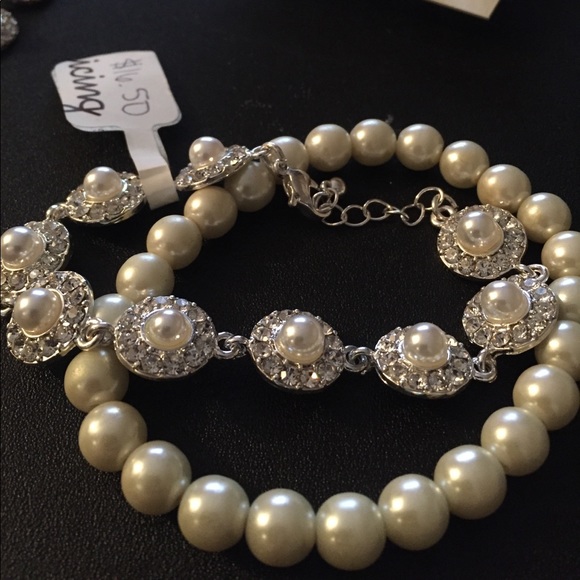 Pearl Gold/Silver jewelry set - Picture 3 of 8