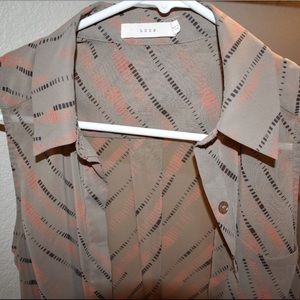 Sleeveless button down blouse