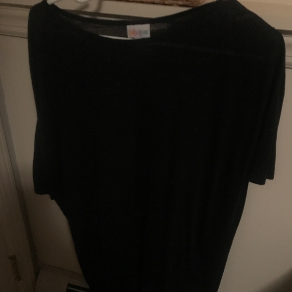 XS lularoe Irma. BLACK! Rare!