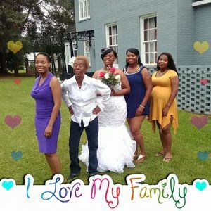 Meet your Posher, Sarafina