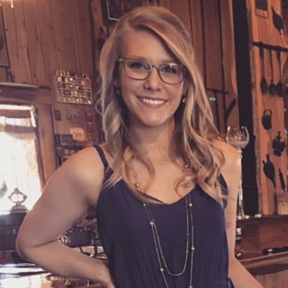 Meet your Posher, Amanda