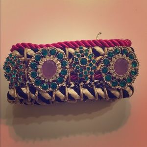 Pretty chunky bracelet like new