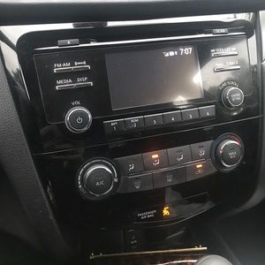 Meet your Posher, Casey