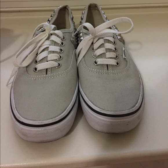 Custom made Vans - Picture 3 of 4