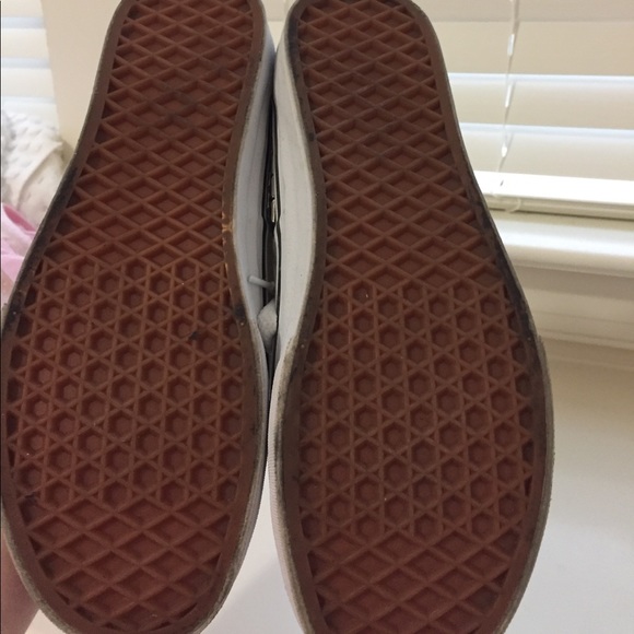 Custom made Vans - Picture 4 of 4