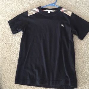 Boys black Burberry tshirt
