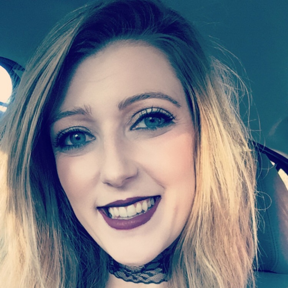 Meet your Posher, Ashley