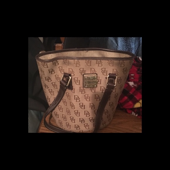Dooney & Bourke Bags - Dooney and Bourke hobo purse Dooney & Bourke Bags - Dooney and Bourke hobo purse