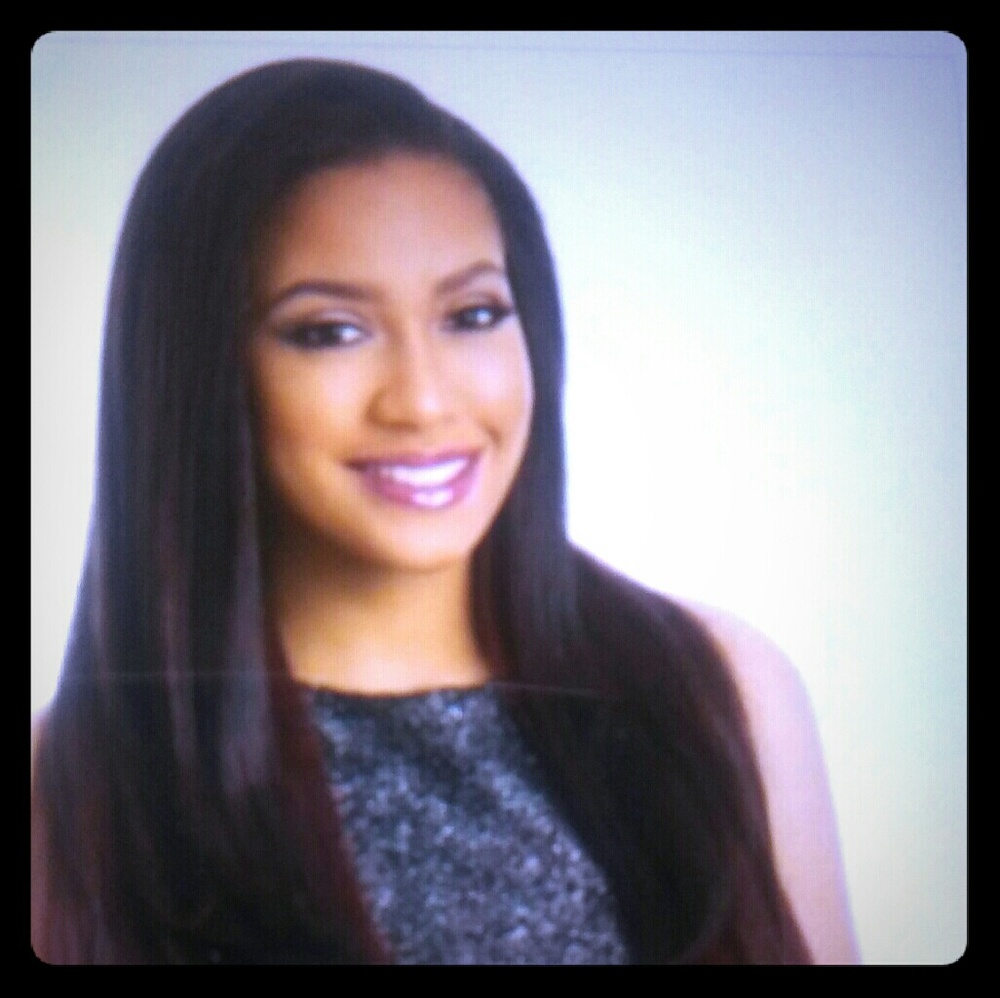 This is an instant weave wigs and it is brand new