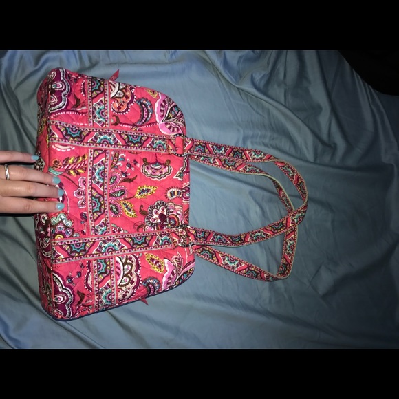 Vera Bradley Handbags - Vera Bradley Purse Vera Bradley Handbags - Vera Bradley Purse