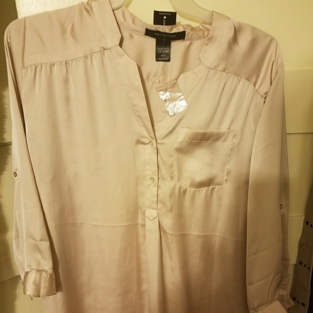 Women's blouse