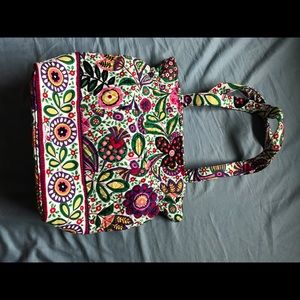 Vera Bradley Bags - Vera Bradley Bag Vera Bradley Bags - Vera Bradley Bag