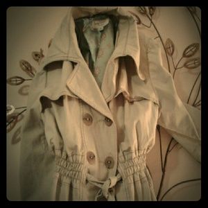 Mom to Mom Sale! Maternity Jacket!