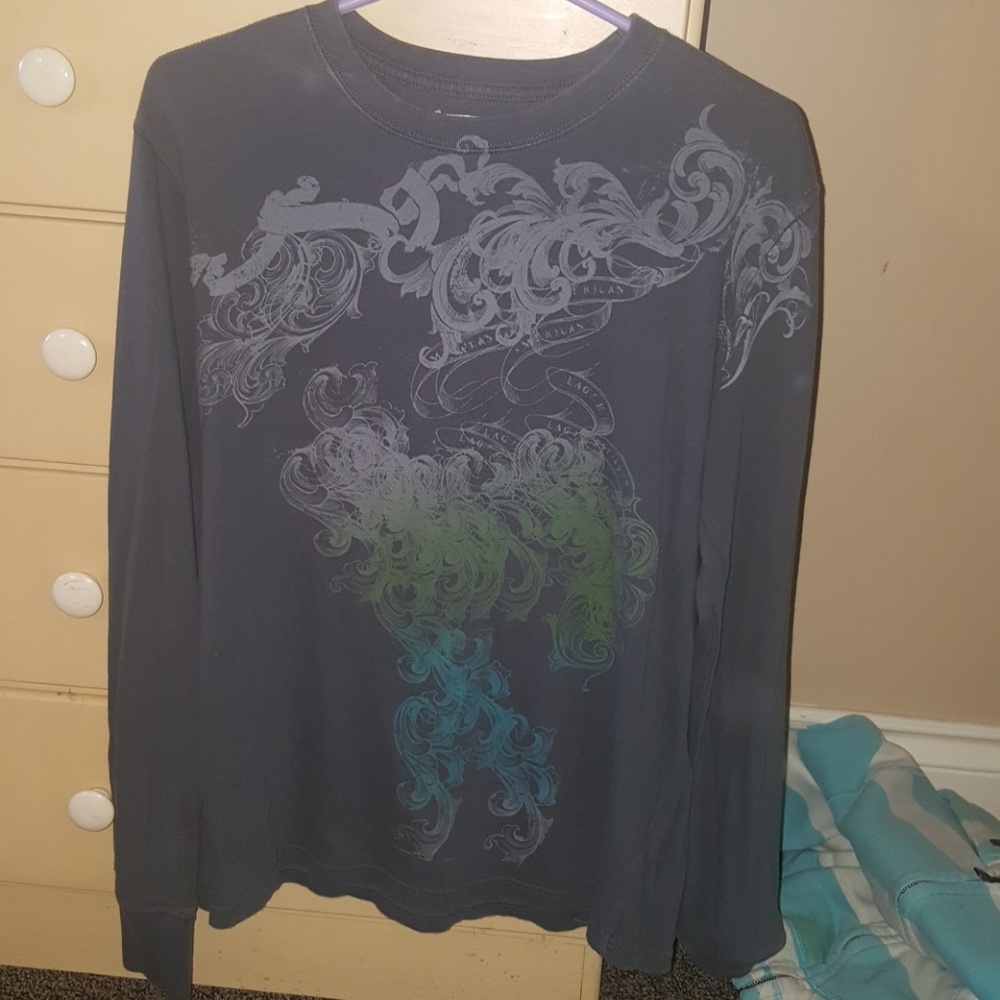 Long sleeved tee