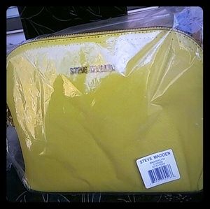 This is a brand new handbag by steve madden