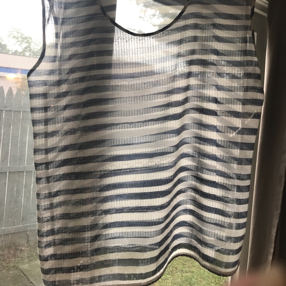 Dkny top navy and white size xl