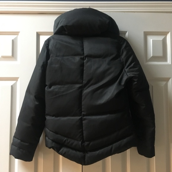 Platinum Short Down Puffer Coat size P Small - Picture 3 of 3