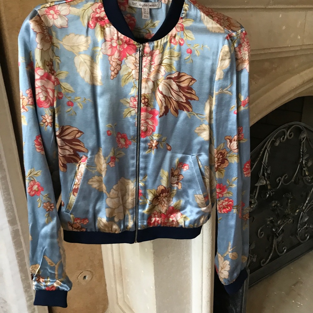 trf_outerwear jacket