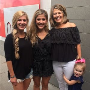 Meet your Posher, Liz