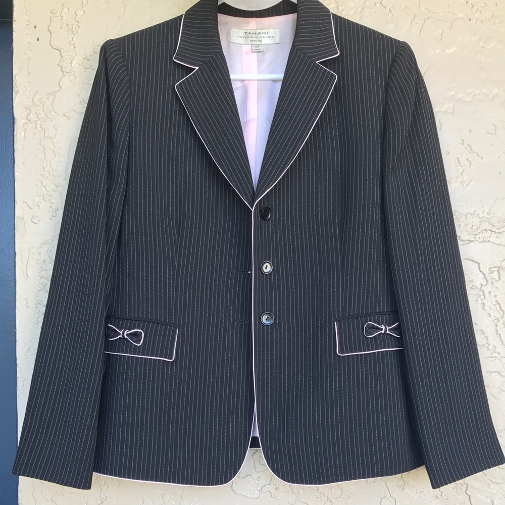 NWOT Tahari blazer jacket