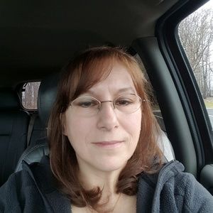 Meet your Posher, Dina