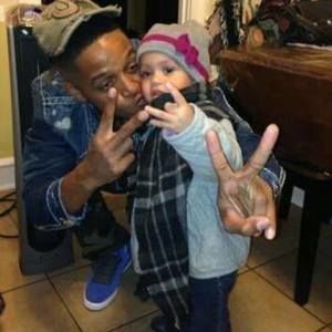 Meet your Posher, Tee