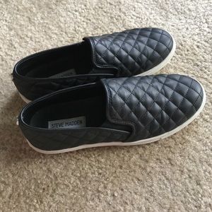 Steve Madden sneaker/slip ons