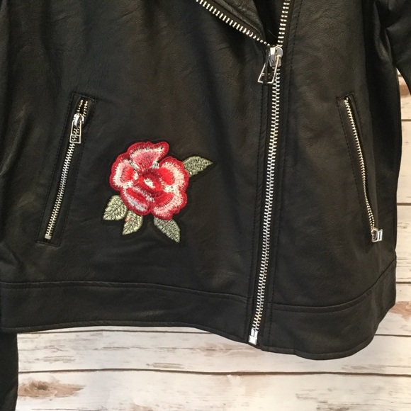 Moto Jacket Studs/Roses NEW!!🍁SZ Lrg - Picture 4 of 6