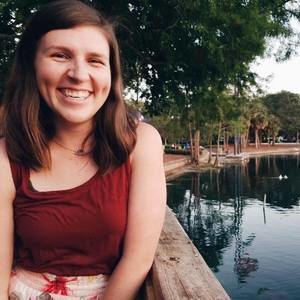 Meet your Posher, Nicole