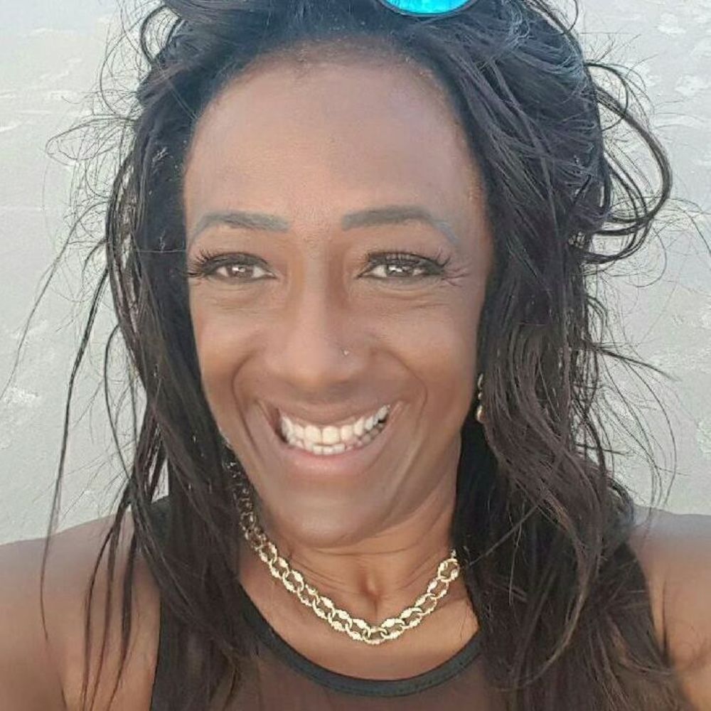 Meet your Posher, Toni