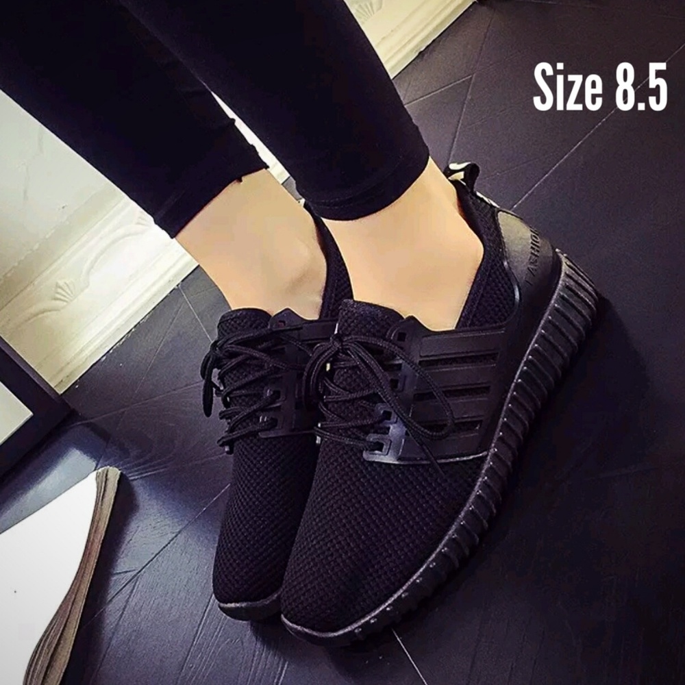 Womens Love Climacools NWOT