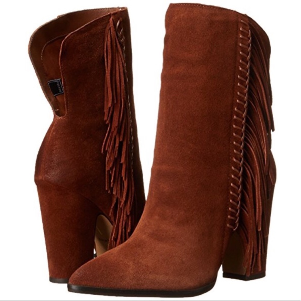 ISO - Dolce Vita Ileen Booties - Size 7