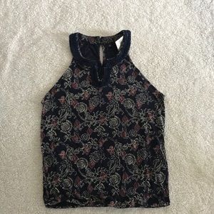 Lucky brand top size L!