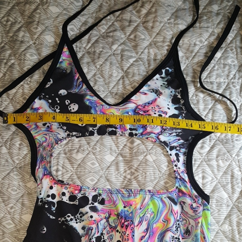 Acid bath bodysuit - Picture 6 of 8