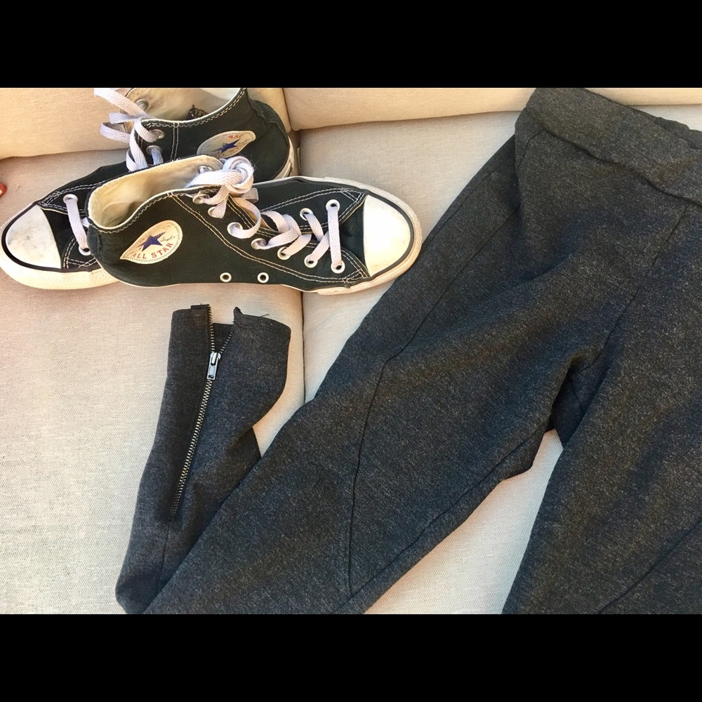 Nordie's LUSH charcoal Moto leggings. XS