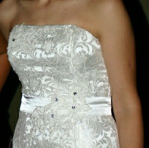 White gown by Bibian size sm