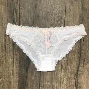 Victoria's Secret Dream Angels Lace-trim Cheekini