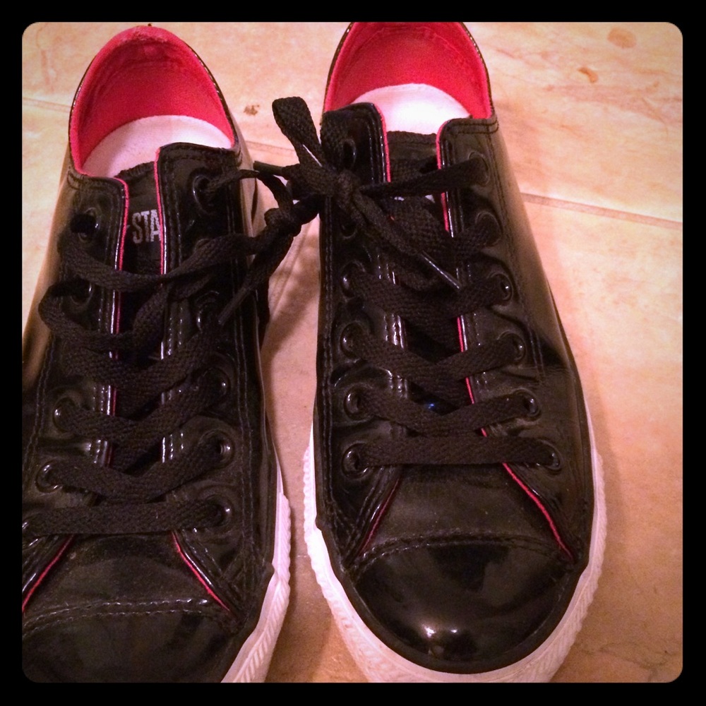 Converse patent leather shoes