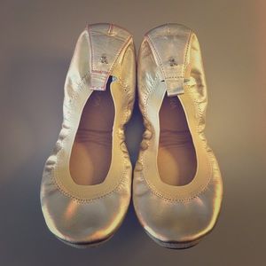 Yosi Samra gold flats