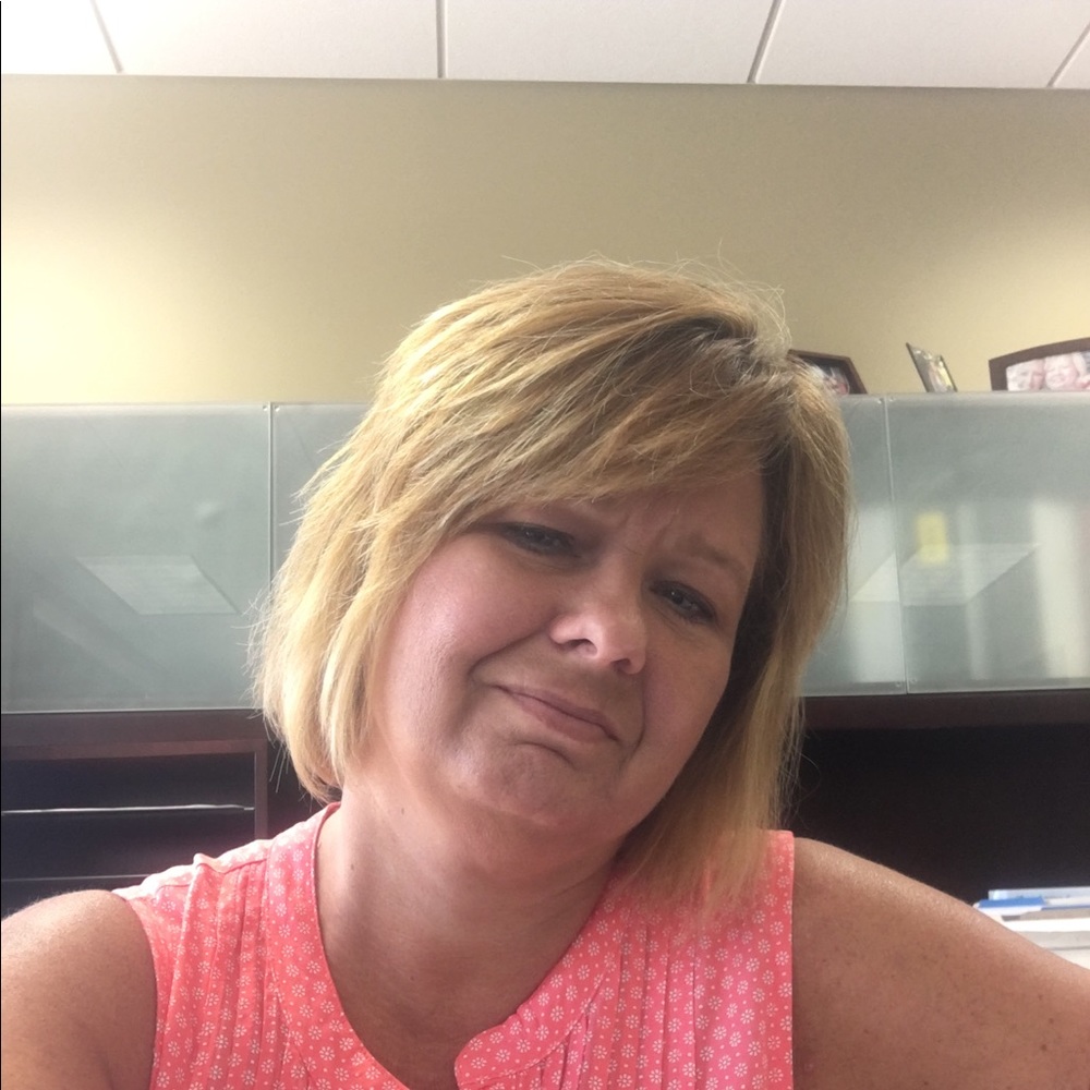 Meet your Posher, Cindy