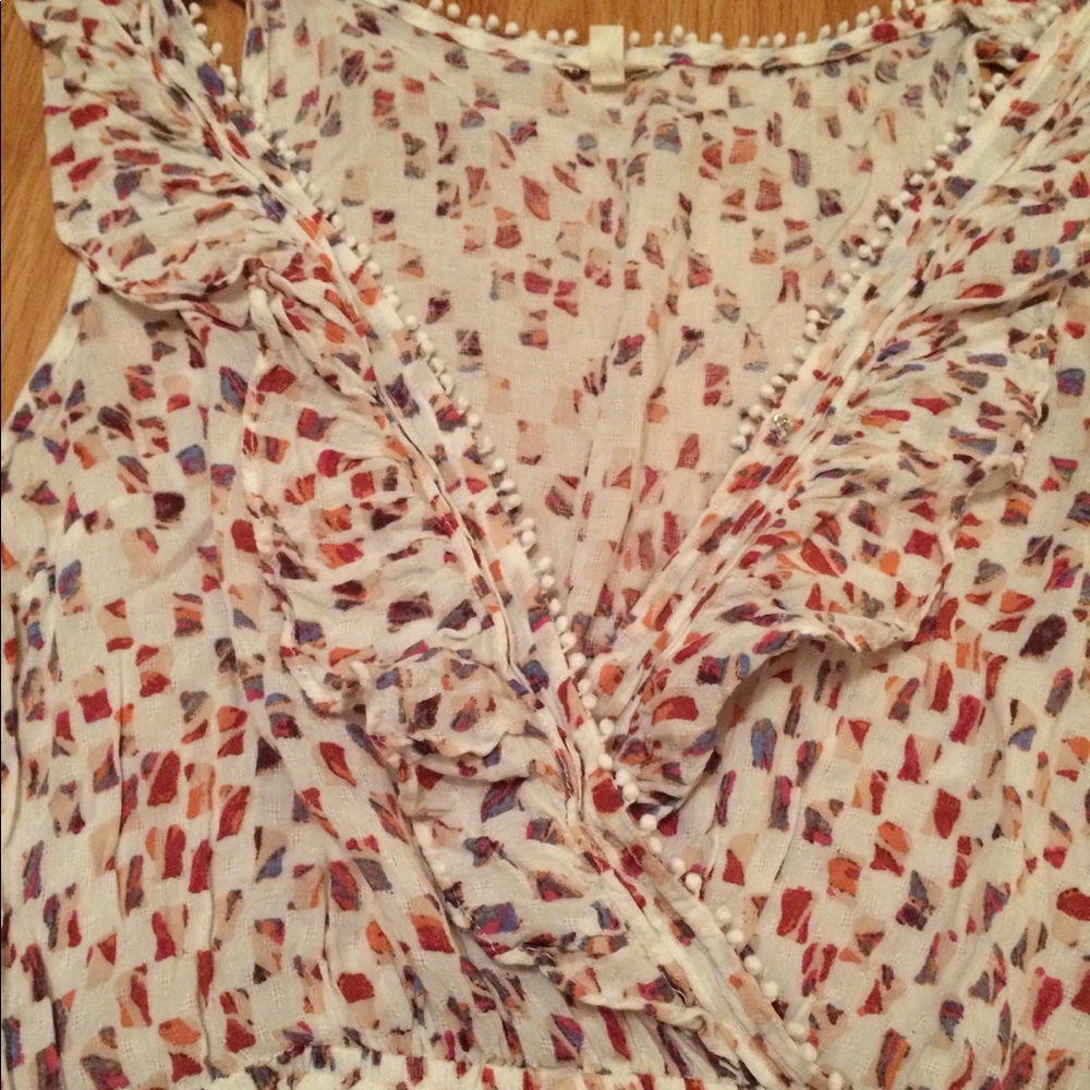 Francesca's medium patterned romper - Picture 3 of 3