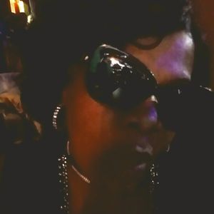 Meet your Posher, Paulette